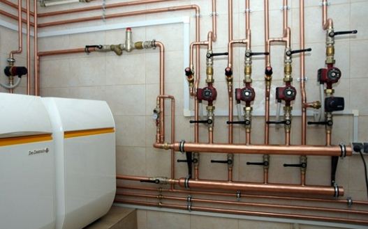 Kaldaja Me Uje Per Ngrohje Private Ngrohja E Ujit Perzgjedhja E Materialeve Per Nje Shtepi Private